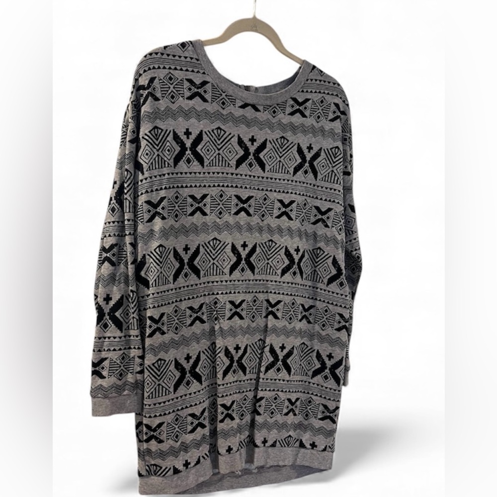 H&M Men's Crewneck Sweater - Black and Gray